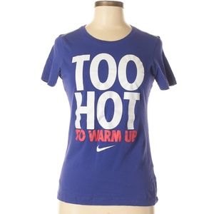 Nike  Size M Active T-Shirt